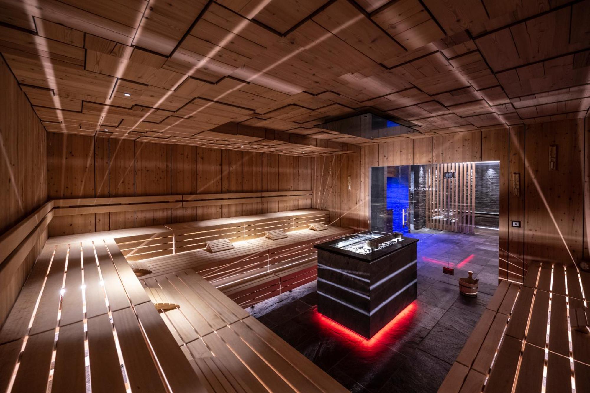 Ciampedie Luxury Alpine Spa Hotel Vigo di Fassa Eksteriør billede