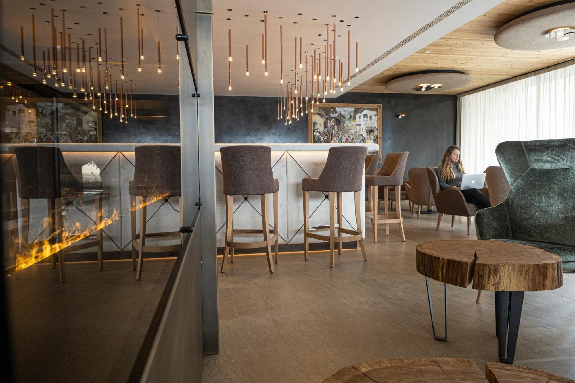 Ciampedie Luxury Alpine Spa Hotel Vigo di Fassa Eksteriør billede
