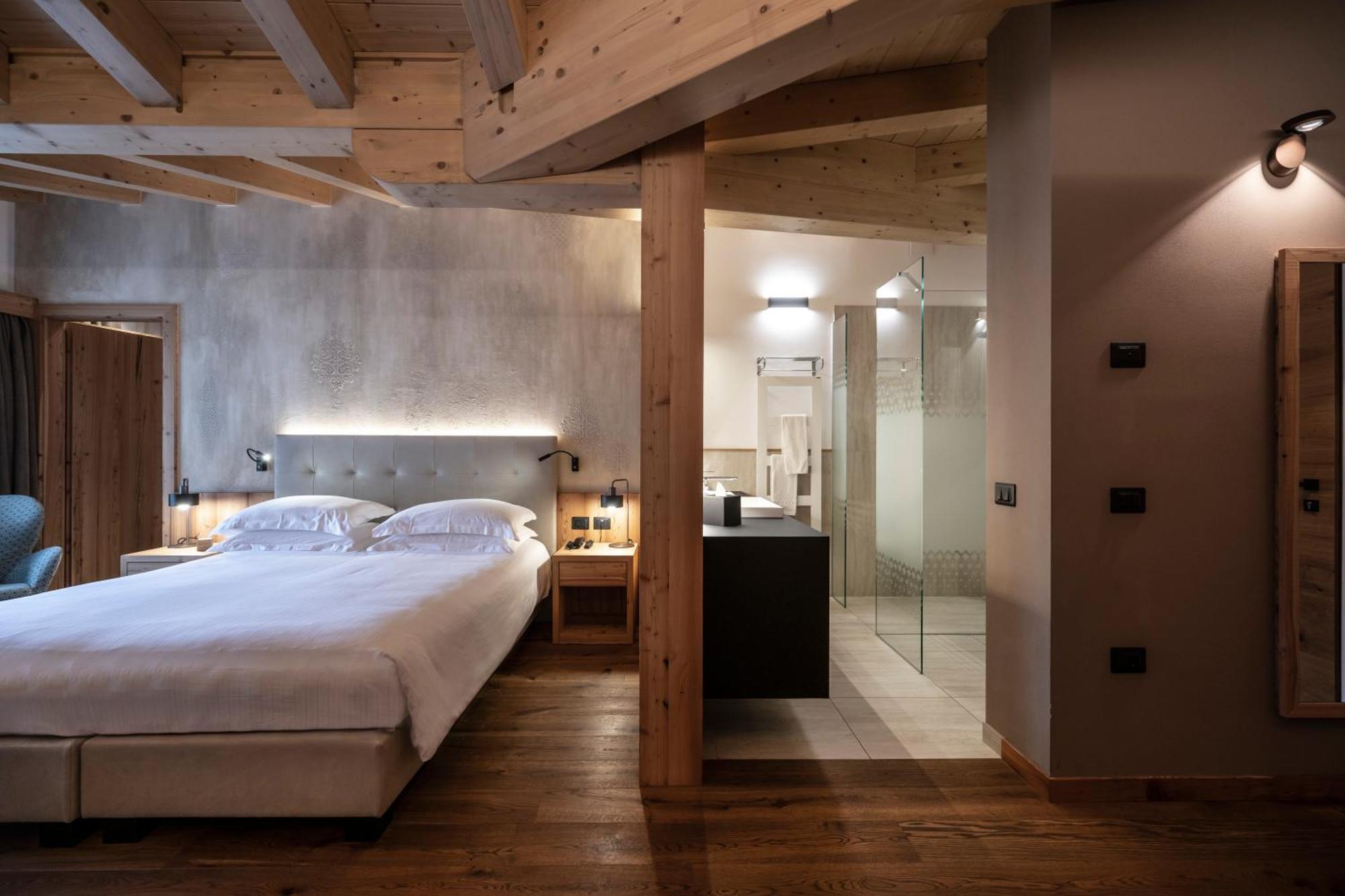 Ciampedie Luxury Alpine Spa Hotel Vigo di Fassa Eksteriør billede