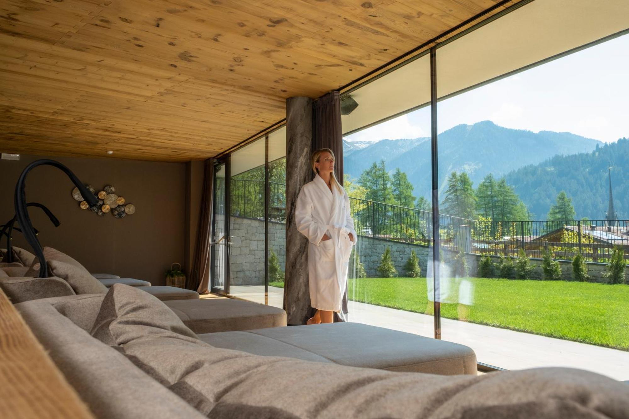 Ciampedie Luxury Alpine Spa Hotel Vigo di Fassa Eksteriør billede